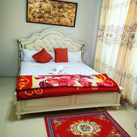 Hongyuanprimierhotel อักกรา ภายนอก รูปภาพ