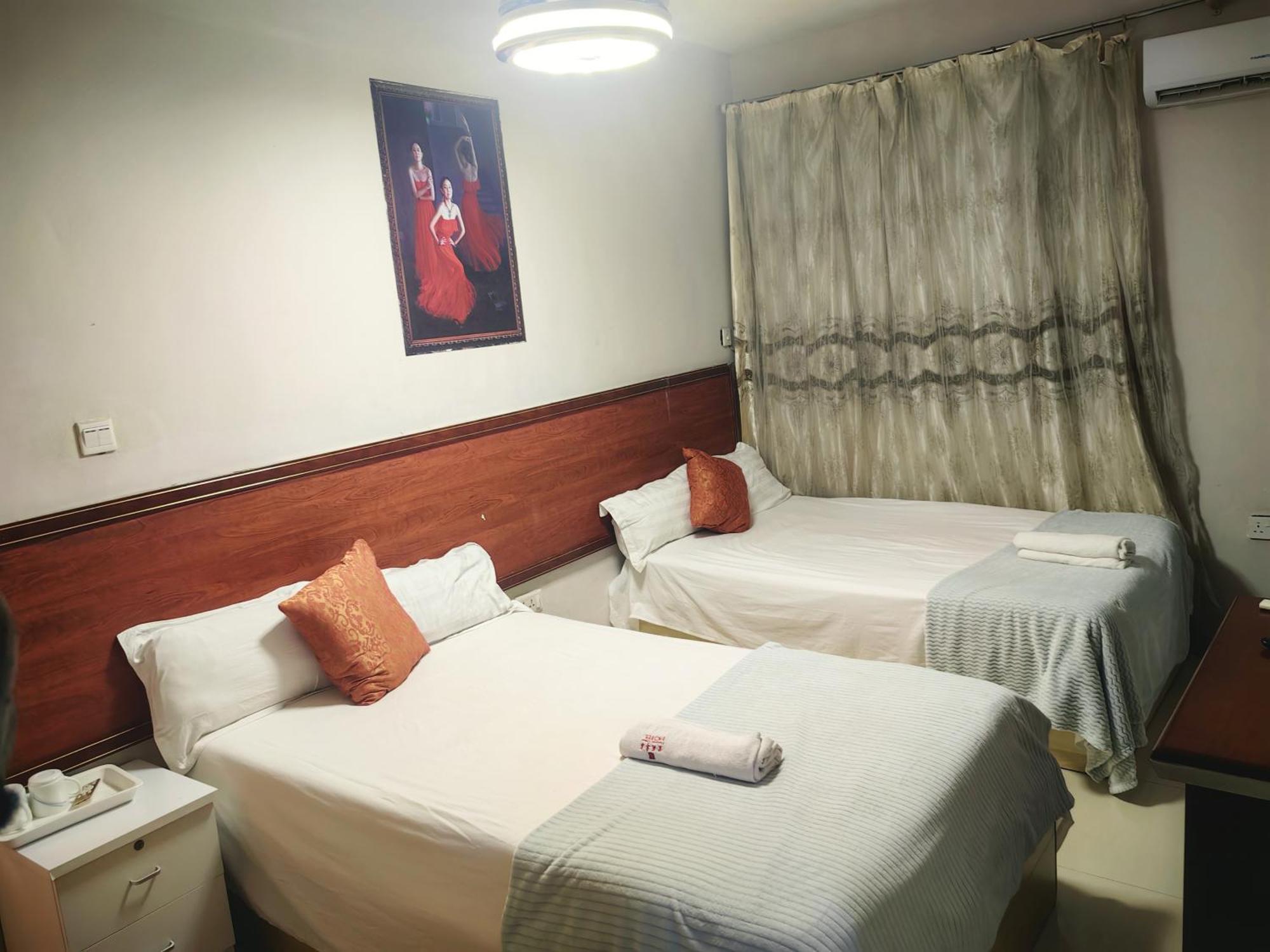 Hongyuanprimierhotel อักกรา ภายนอก รูปภาพ